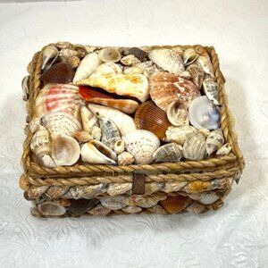 VTG Nautical Coastal Shell Encrusted Trinket, Jewelry Box, Sailor Valentine Box